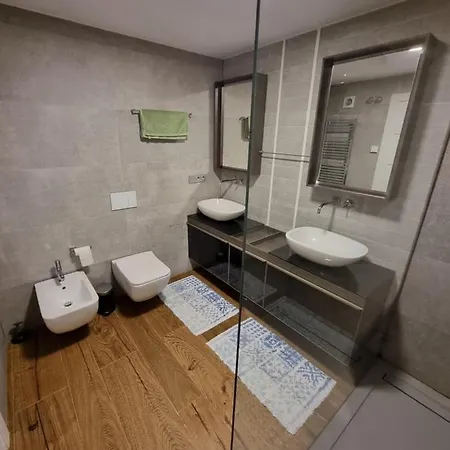 Edificio Online * ماربيا